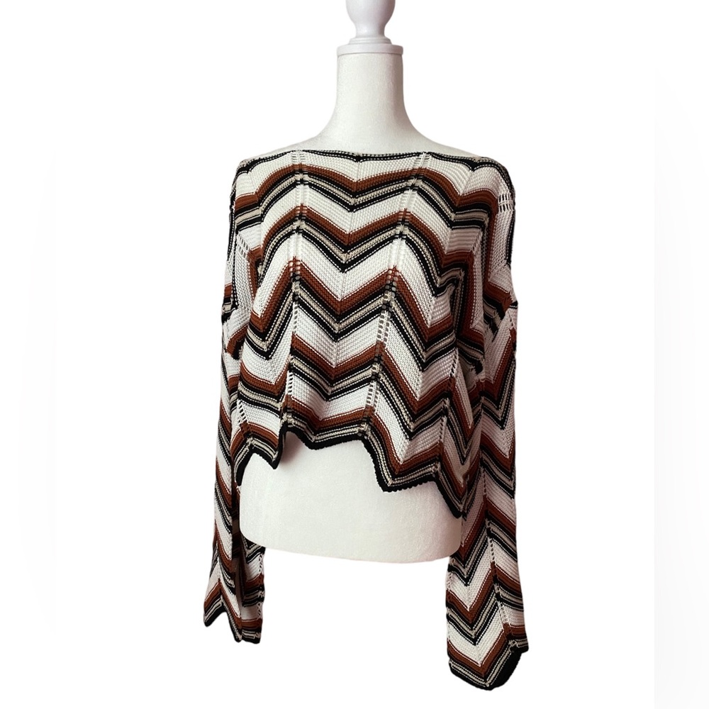 Francesca's 100% COTTON Mi Ami Tan Cream Black Zip Zag Knit Bell Sleeve Sweater
